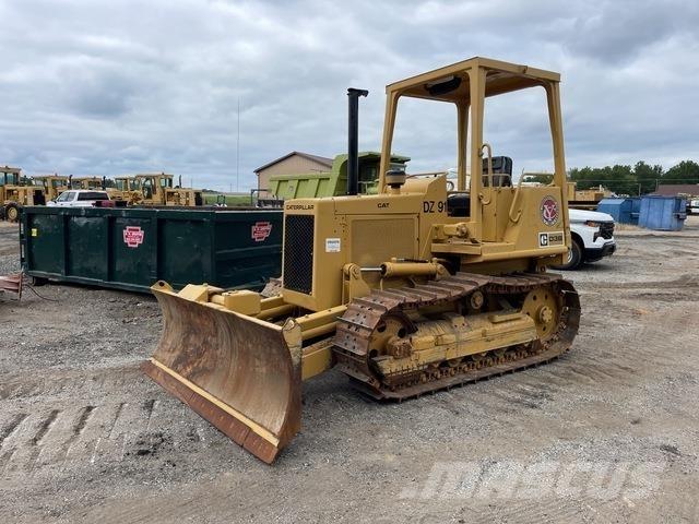CAT D3B Bouteurs sur chenilles
