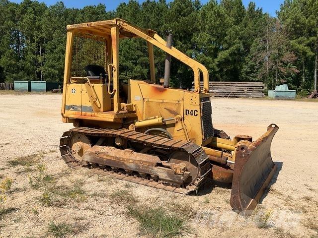 CAT D4C Bouteurs sur chenilles