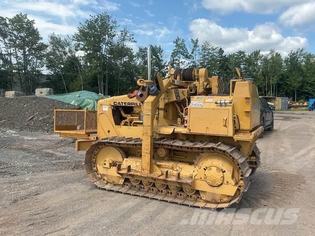 CAT D4E 20 Poseur de canalisation
