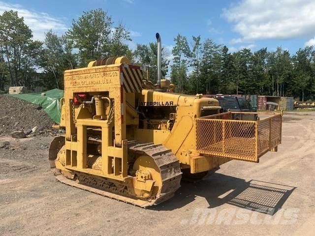 CAT D4E 20 Poseur de canalisation