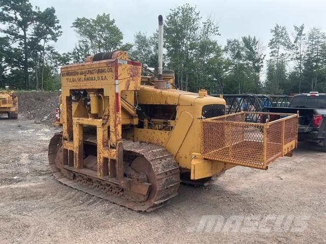 CAT D4E 20 Poseur de canalisation