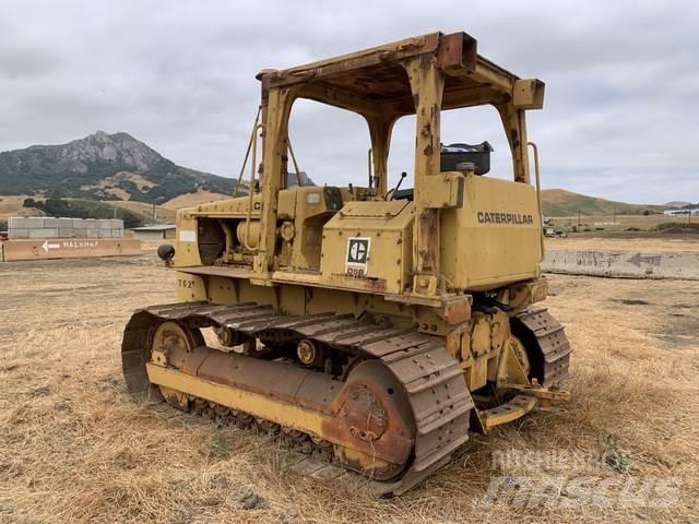 CAT D5B Tracteur