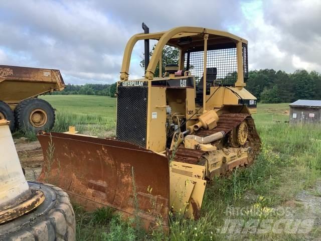 CAT D5M XL Bouteurs sur chenilles