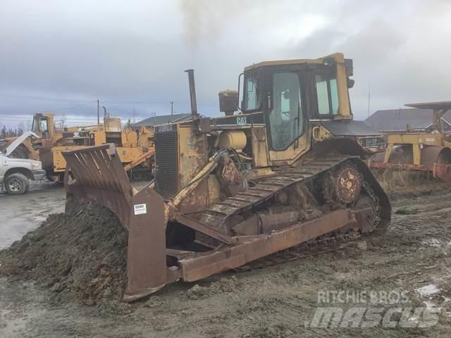 CAT D6 Bouteurs sur chenilles
