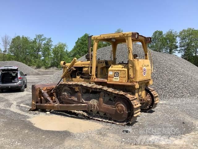 CAT D6D Bouteurs sur chenilles