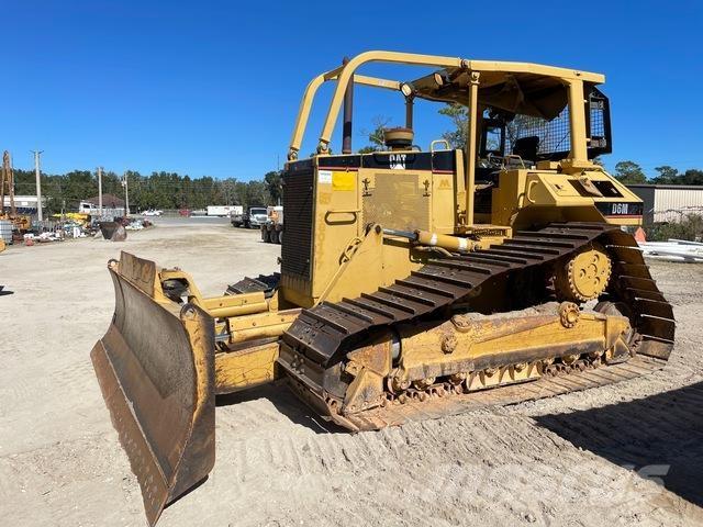 CAT D6M Bouteurs sur chenilles