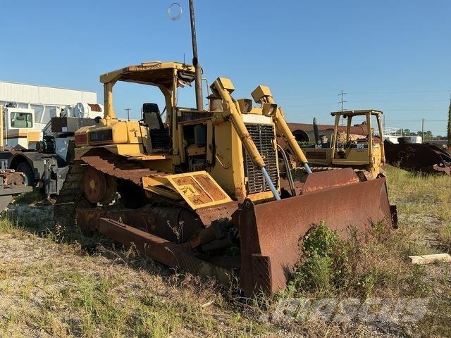 CAT D6R Bouteurs sur chenilles