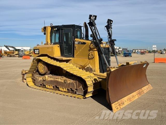 CAT D6T LGP Bouteurs sur chenilles