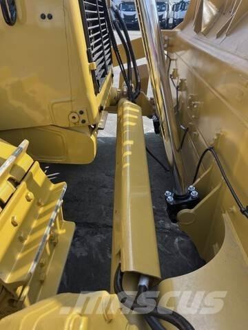 CAT D8T Bouteurs sur chenilles