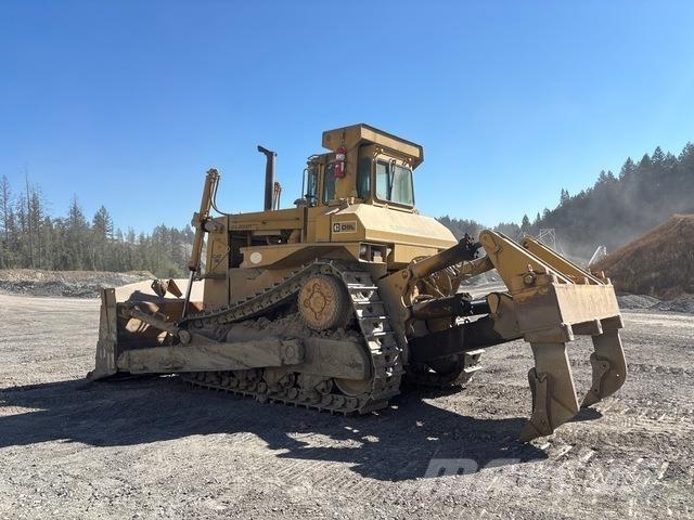 CAT D9L Bouteurs sur chenilles