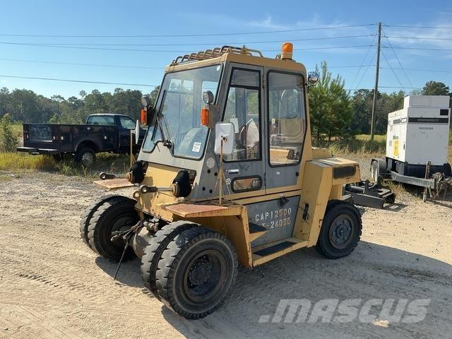 CAT DP70 Autres Chariots élévateurs