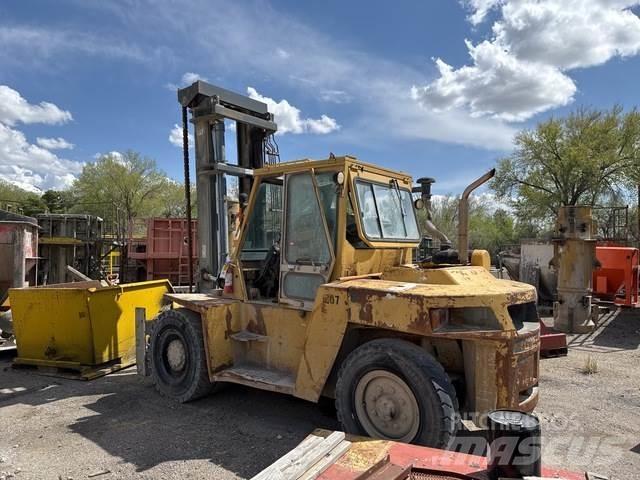 CAT DP90 Chariot tout terrain