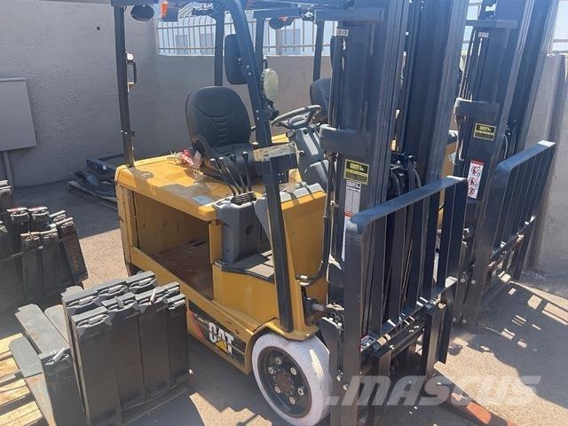 CAT EC25EN2 Chariots élévateurs électriques