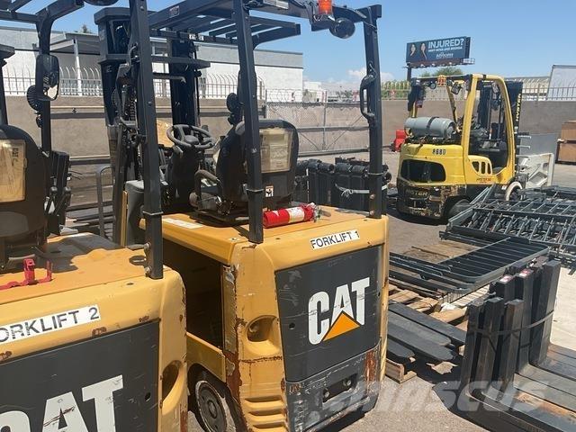 CAT EC25EN2 Chariots élévateurs électriques
