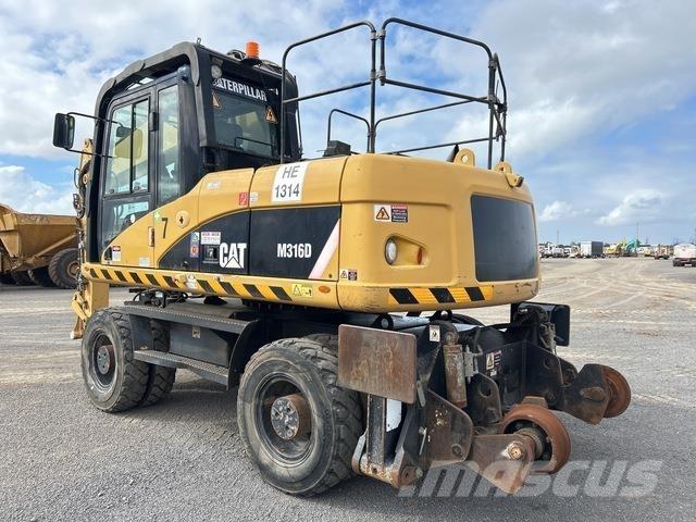 CAT M316D Pelle sur pneus