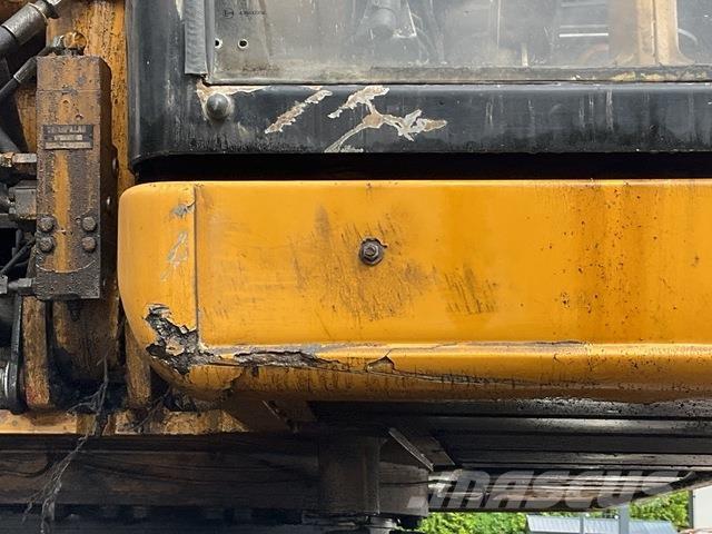 CAT M320 Pelle sur pneus