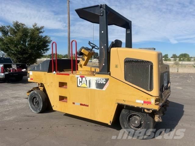 CAT PS150C Rouleaux à pneumatiques