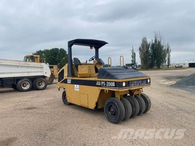 CAT PS200B Rouleaux à pneumatiques