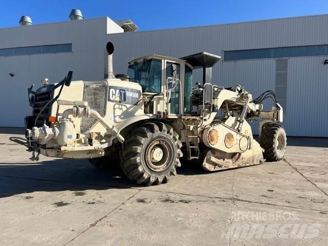 CAT RM500 Compacteur de sol