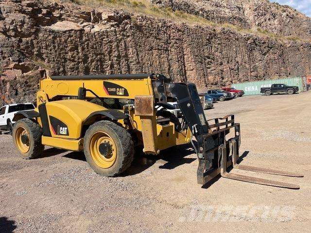 CAT TL943D Chariot télescopique