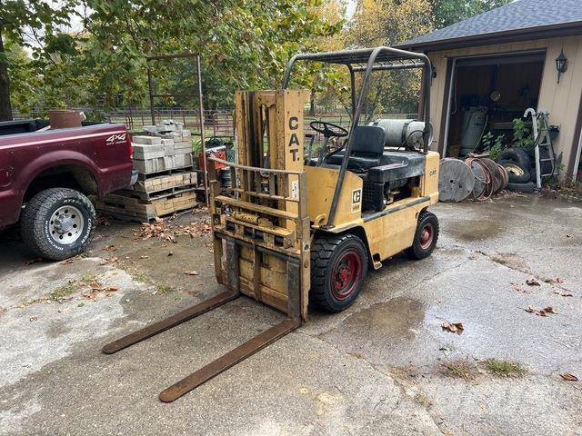 CAT V60 Autres Chariots élévateurs