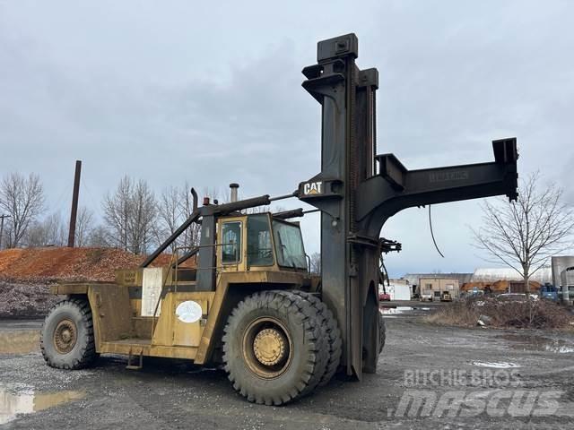 CAT V900 Chariot élévateur gros tonnage