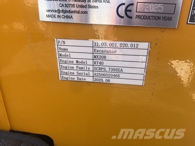 CFG MX20R Pelle sur chenilles