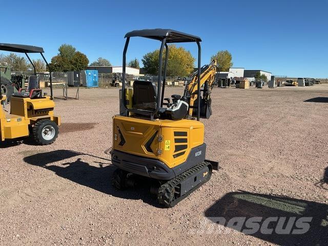 CFG MX20R Pelle sur chenilles