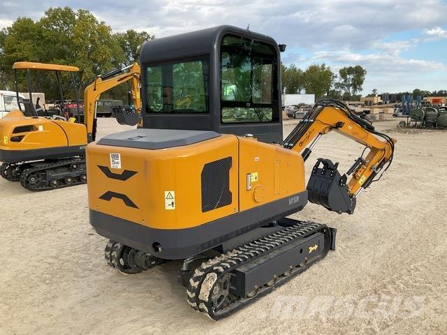 CFG MY50R Pelle sur chenilles