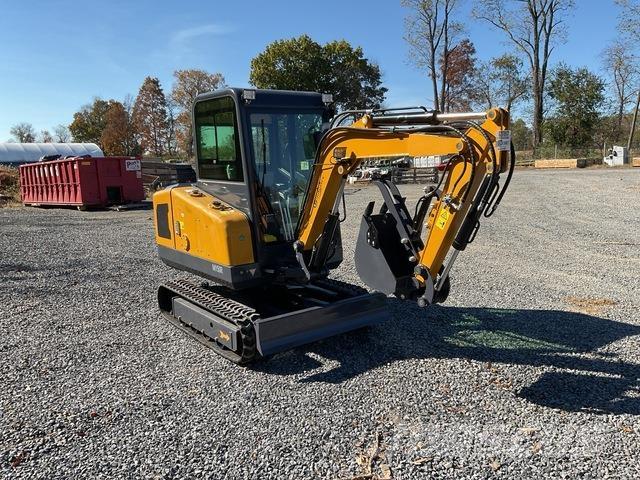 CFG MY50R Pelle sur chenilles