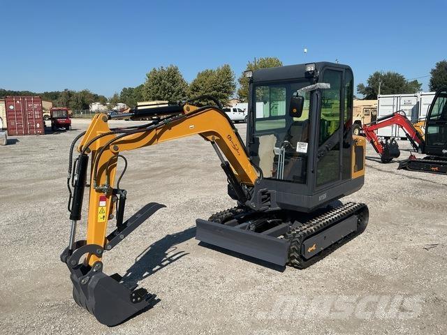 CFG MY50R Pelle sur chenilles