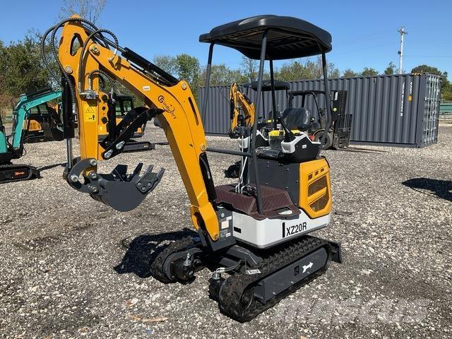 CFG XZ20R Pelle sur chenilles