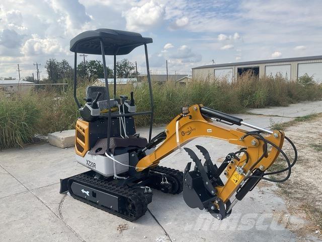 CFG XZ20R Pelle sur chenilles