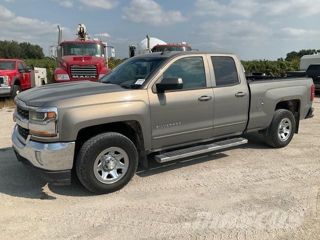 Chevrolet 1500 Utilitaire benne