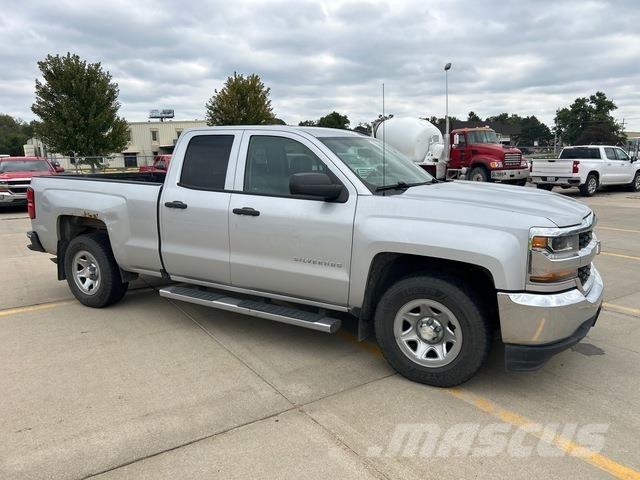 Chevrolet 1500 Utilitaire benne