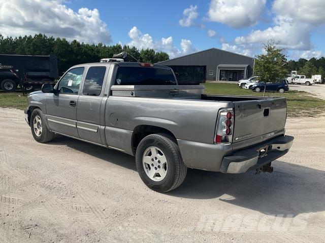 Chevrolet 1500 Utilitaire benne