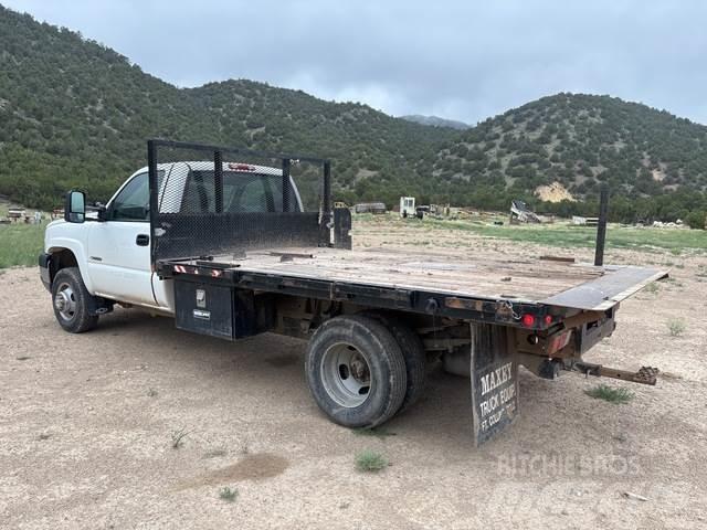 Chevrolet 3500 Camion plateau