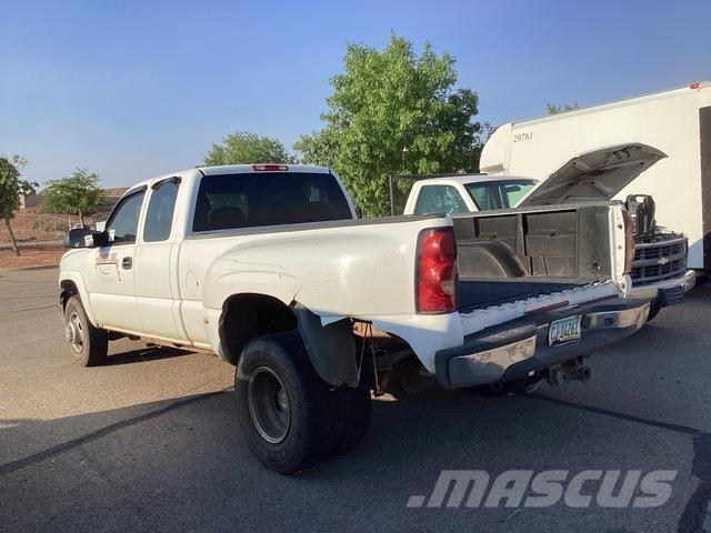 Chevrolet 3500 Utilitaire benne