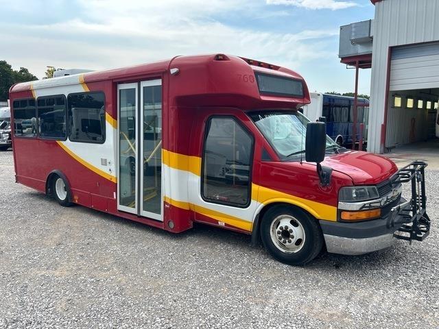 Chevrolet 4500 Mini-bus
