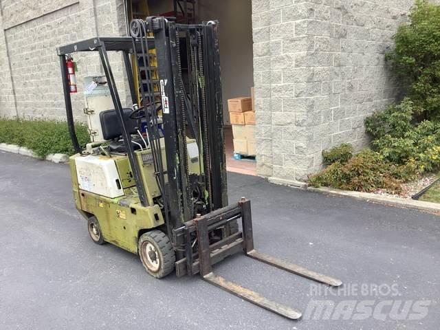 Clark C500-30 Construction - Autres