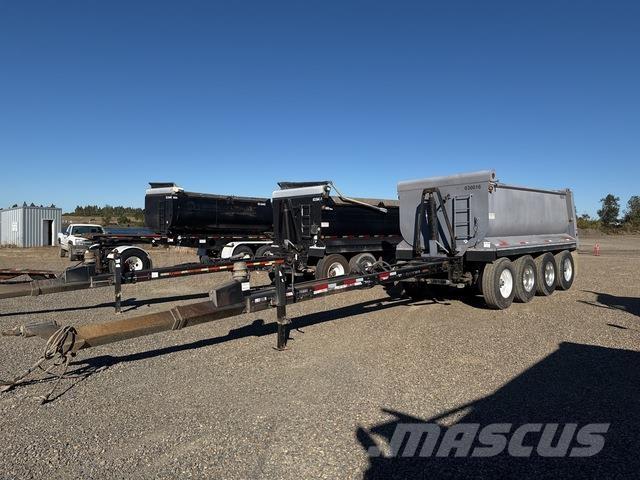  Clough Remorque benne