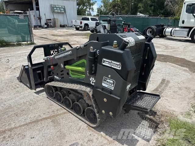 Cougar CG827 Chargeuse compacte