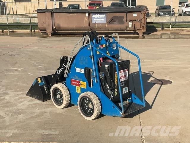  Cratos Sherpa Chargeuse compacte