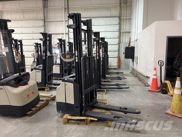 Crown ES 4000 Gerbeurs Automoteurs