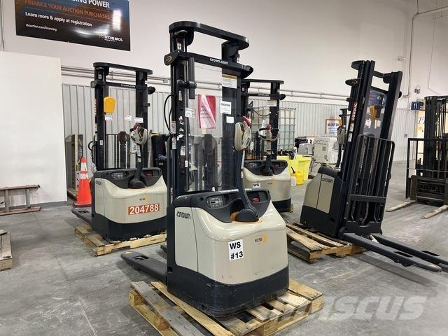 Crown ES 4000 Gerbeurs Automoteurs