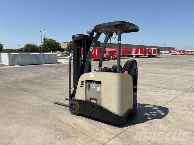 Crown RC5500 Chariots élévateurs électriques