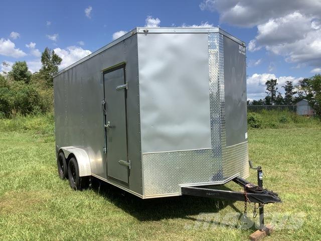  D and A Custom Remorque Fourgon