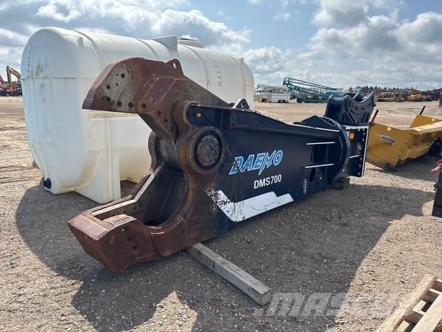 Daemo DMS700 Pulveriser  (Demolition Crusher ) 