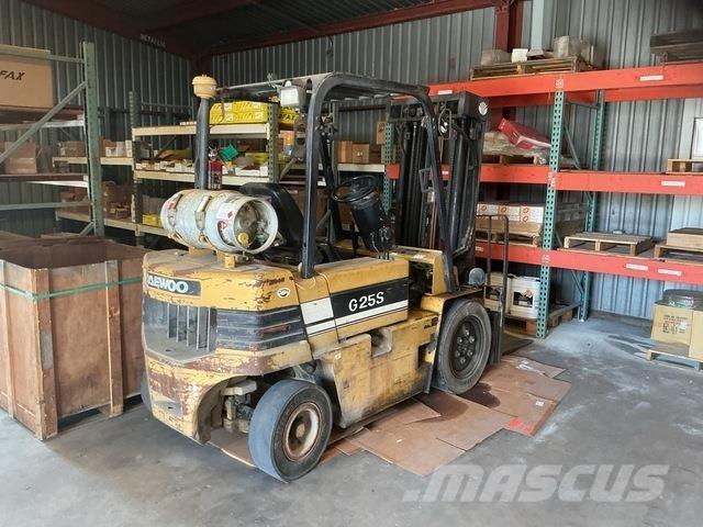 Daewoo G25S-2 Construction - Autres