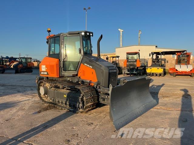 Develon DD100 Bouteurs sur chenilles